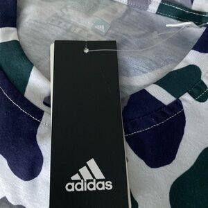NWT Adidas NERD x Pharell tshirt in mens size M allover camo print tee